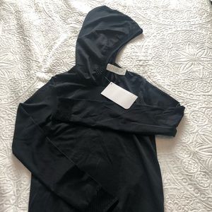 Fabletics -Megan Seamless Pullover Small / Black